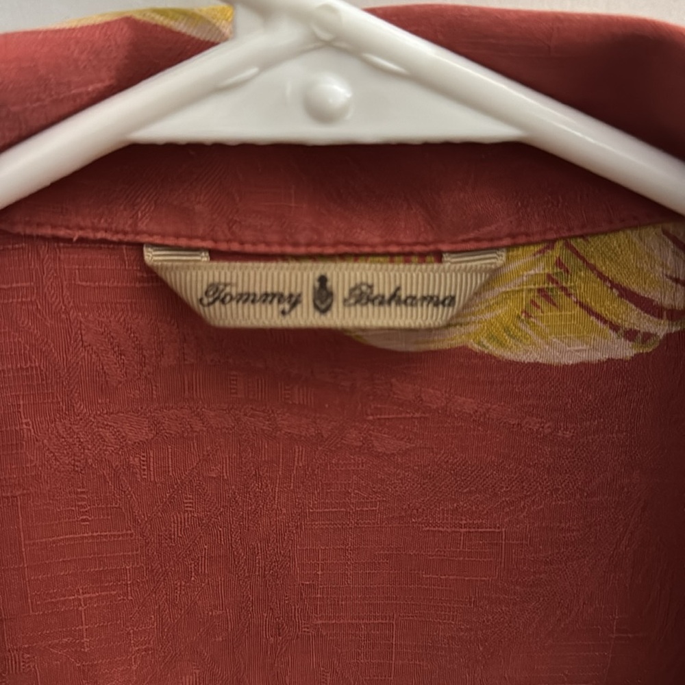 Tommy Bahama - Picture 4 of 11
